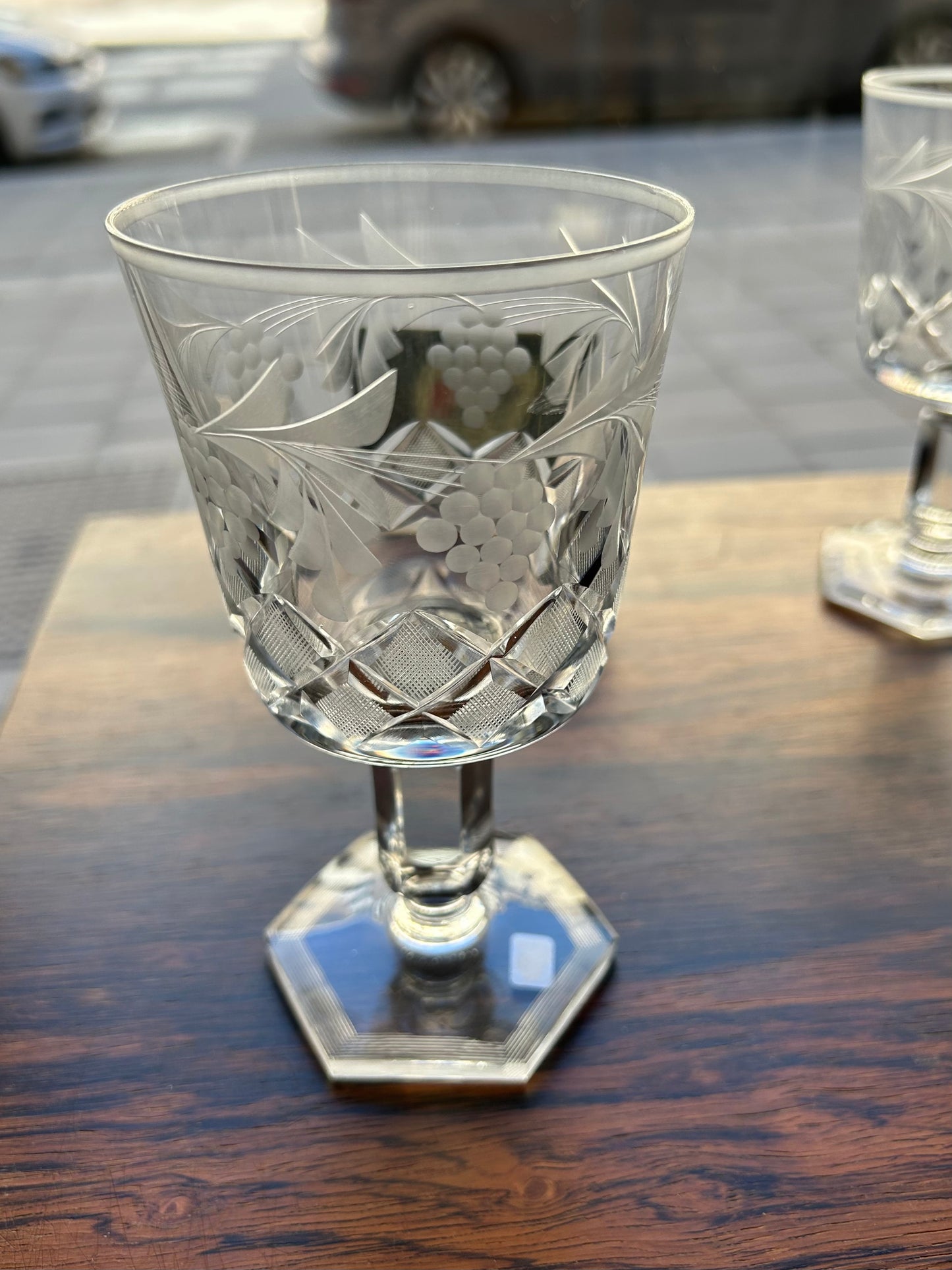 Wine glass - Cut decor from Värnamo glass slipper