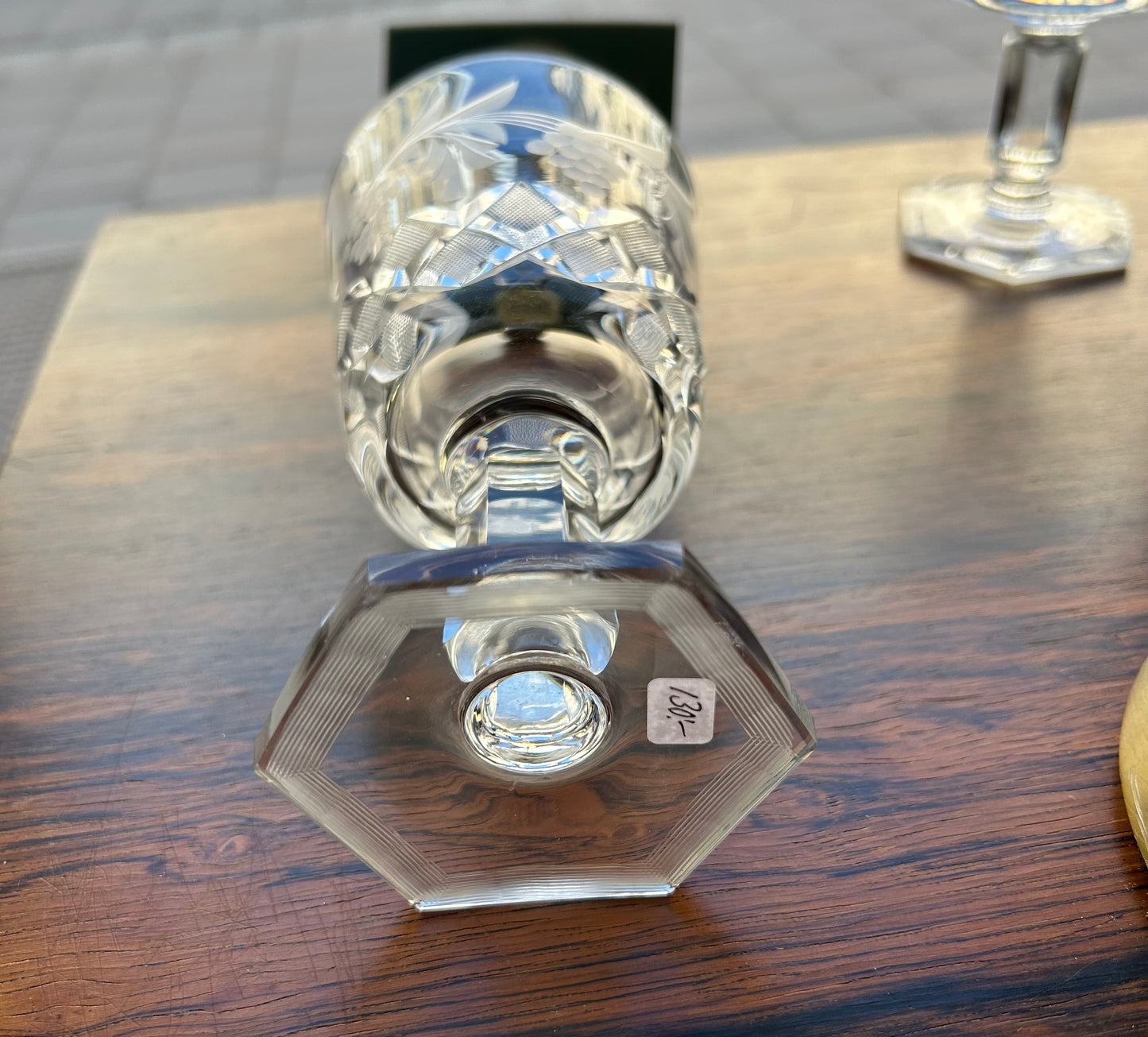 Wine glass - Cut decor from Värnamo glass slipper