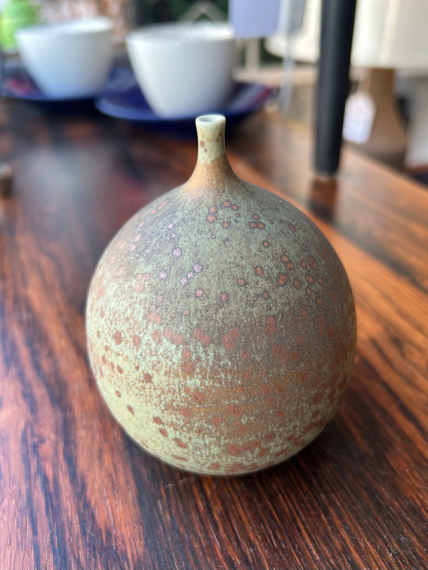Vivi Calissendorff - Miniature vase