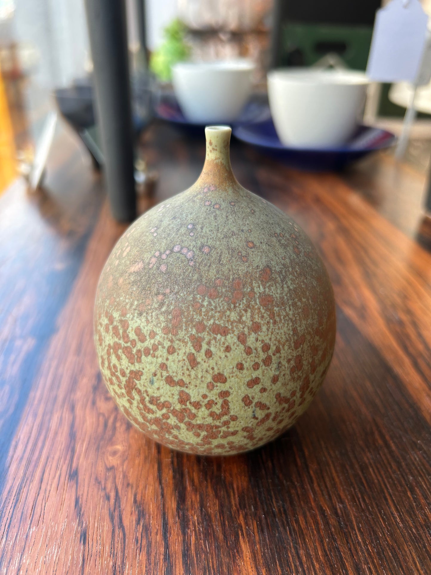 Vivi Calissendorff - Miniature vase