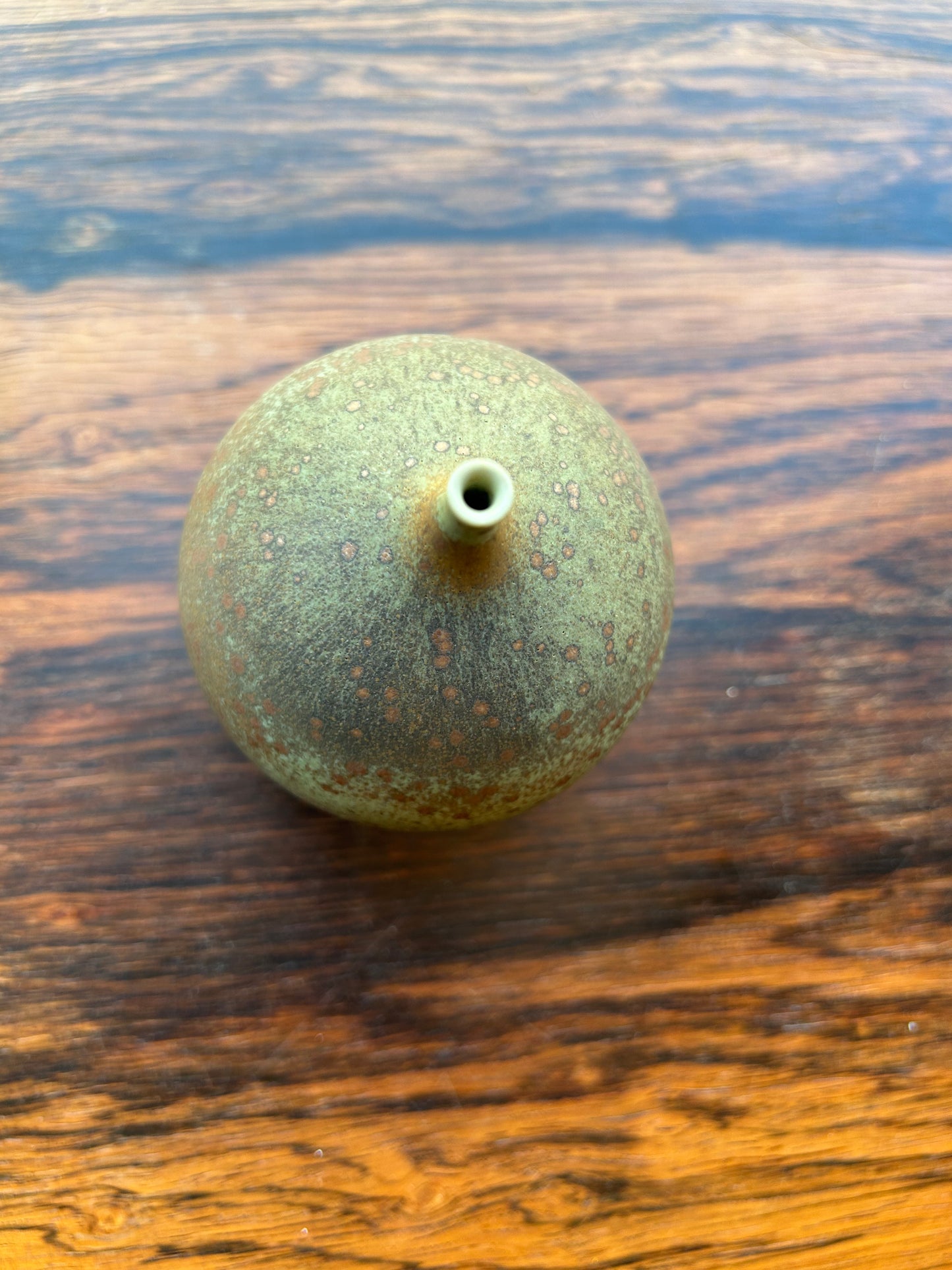 Vivi Calissendorff - Miniature vase