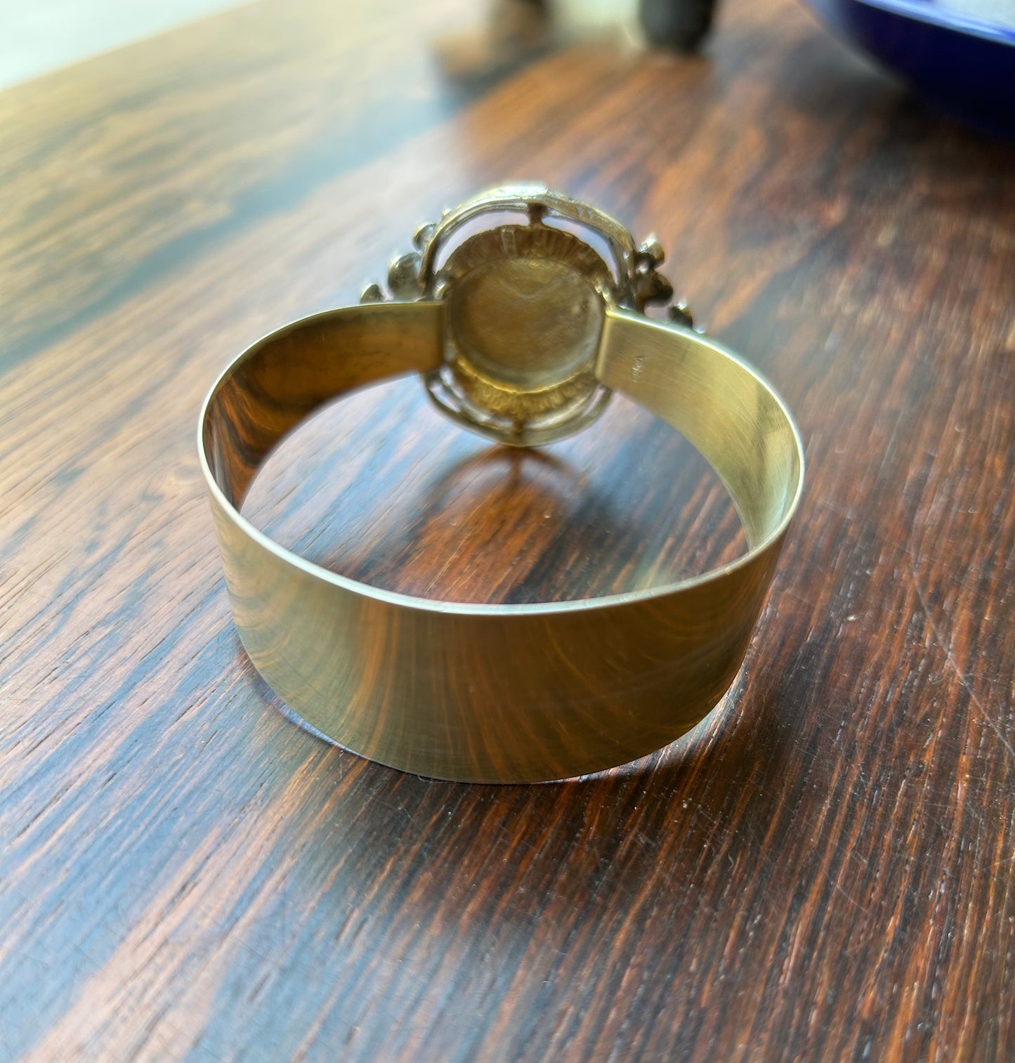 Gilded Bangle with Purple stone - Theodor Klotz