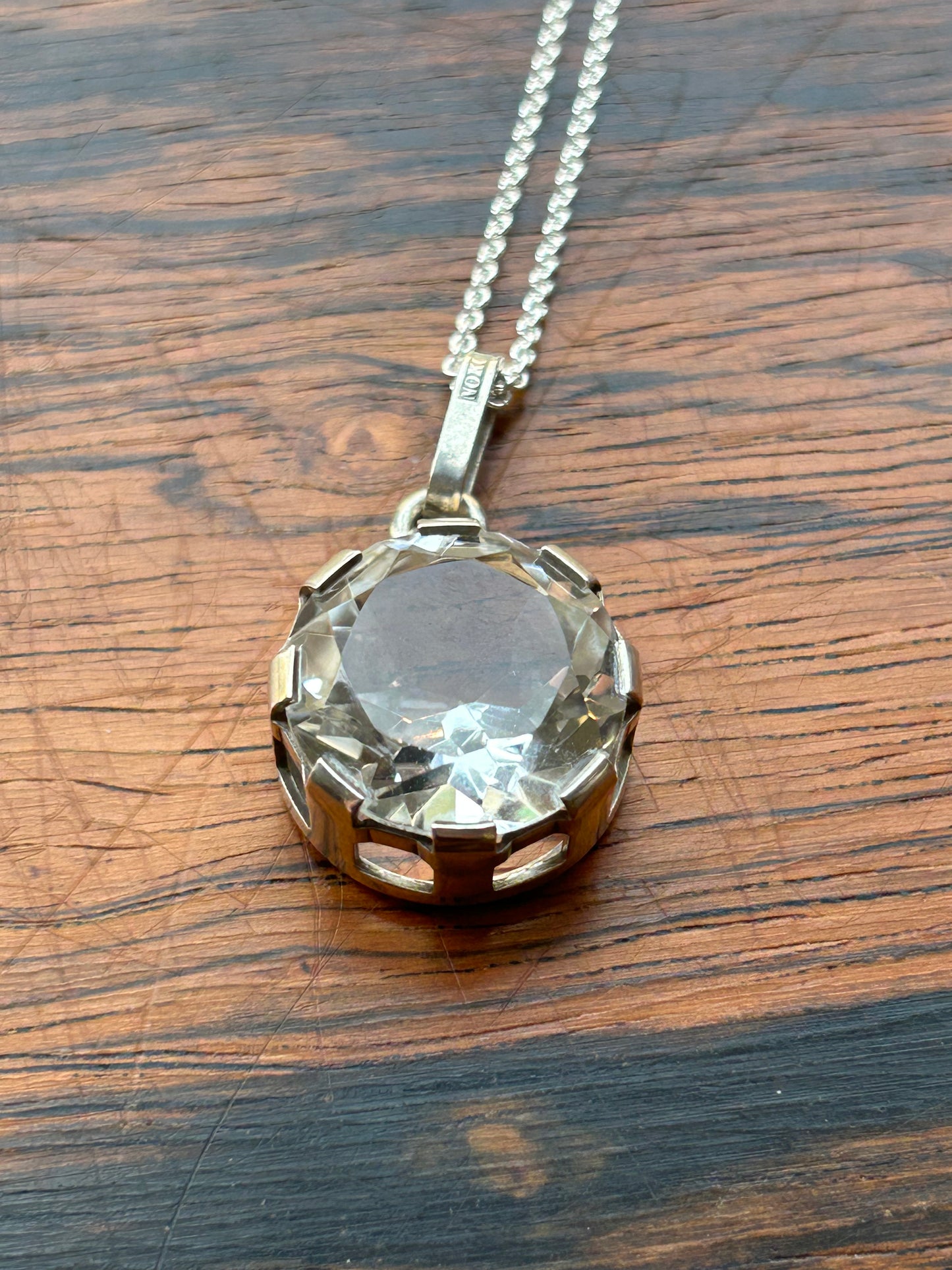 SIlver pendant with rock crystal - Nordisk Kokusai