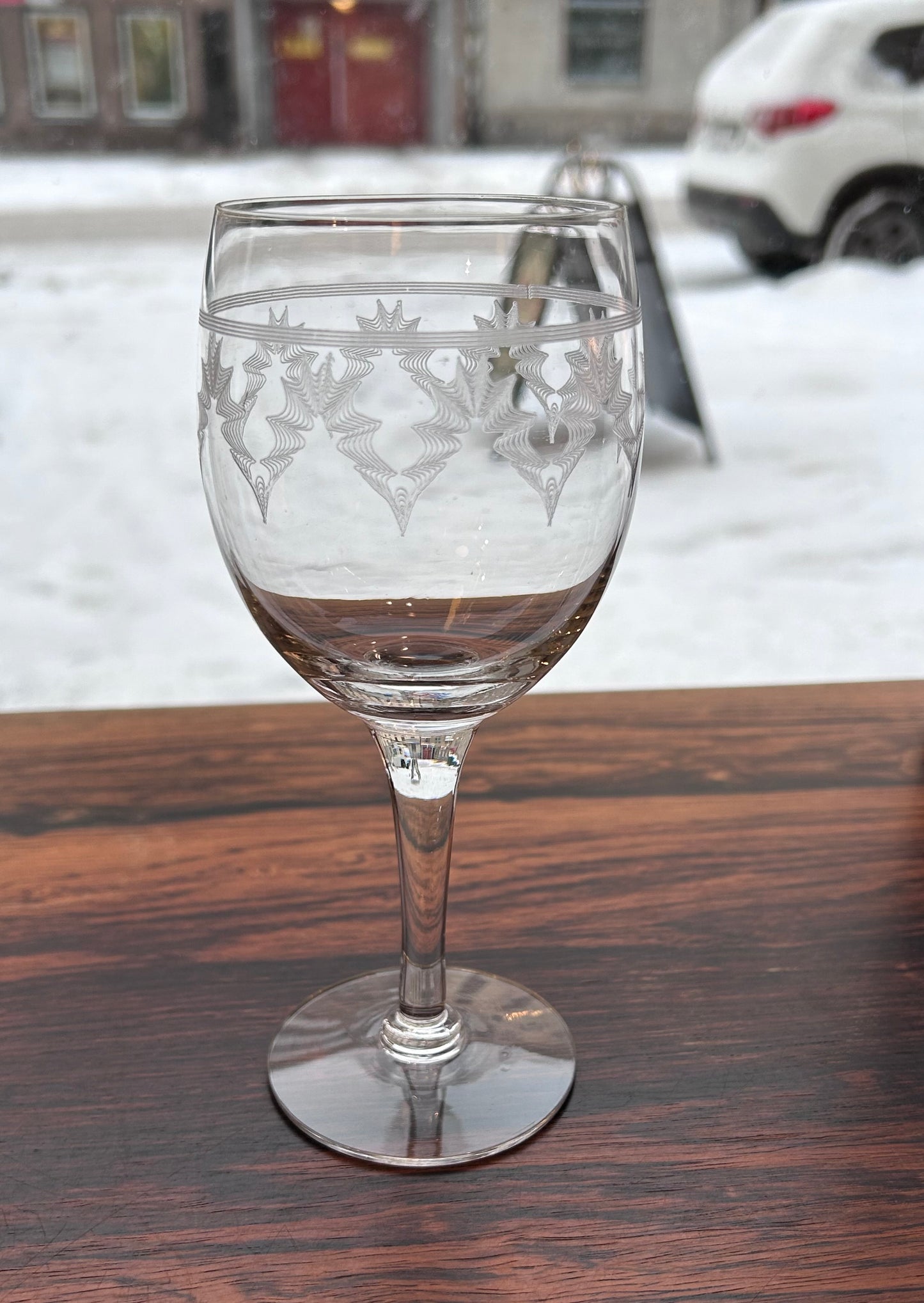 Vinglas, Pantograferad dekor av girlanger