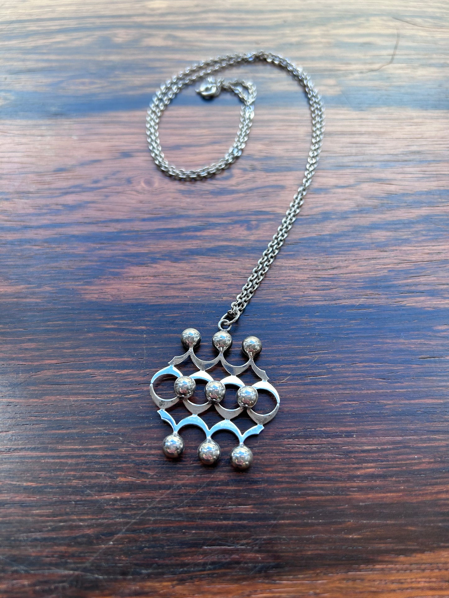 Kultasepät Salovaara, Finland - Modernist silver pendant