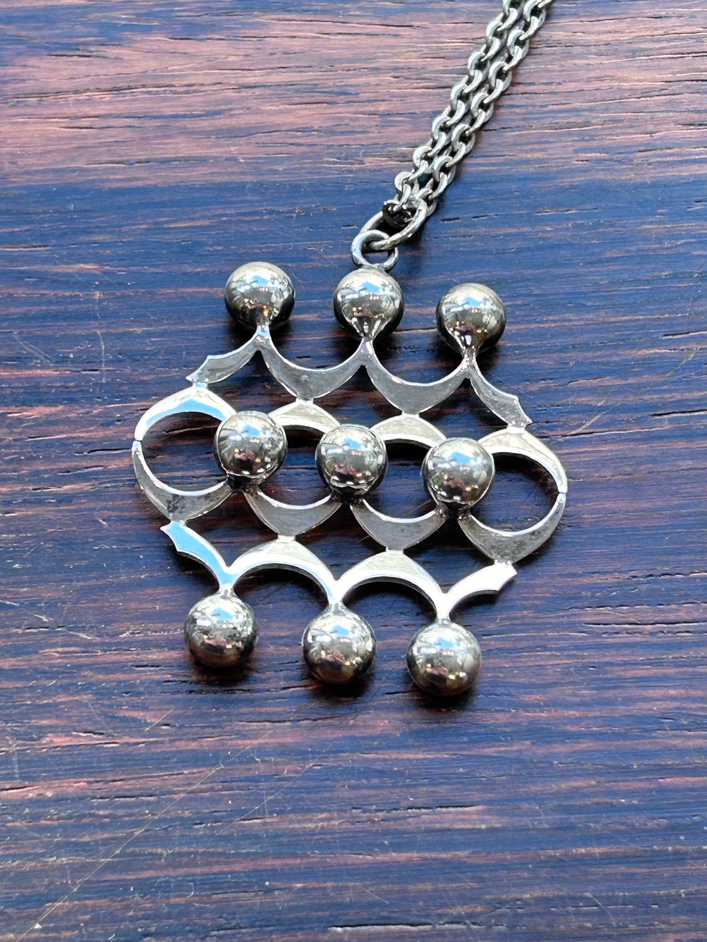 Kultasepät Salovaara, Finland - Modernist silver pendant