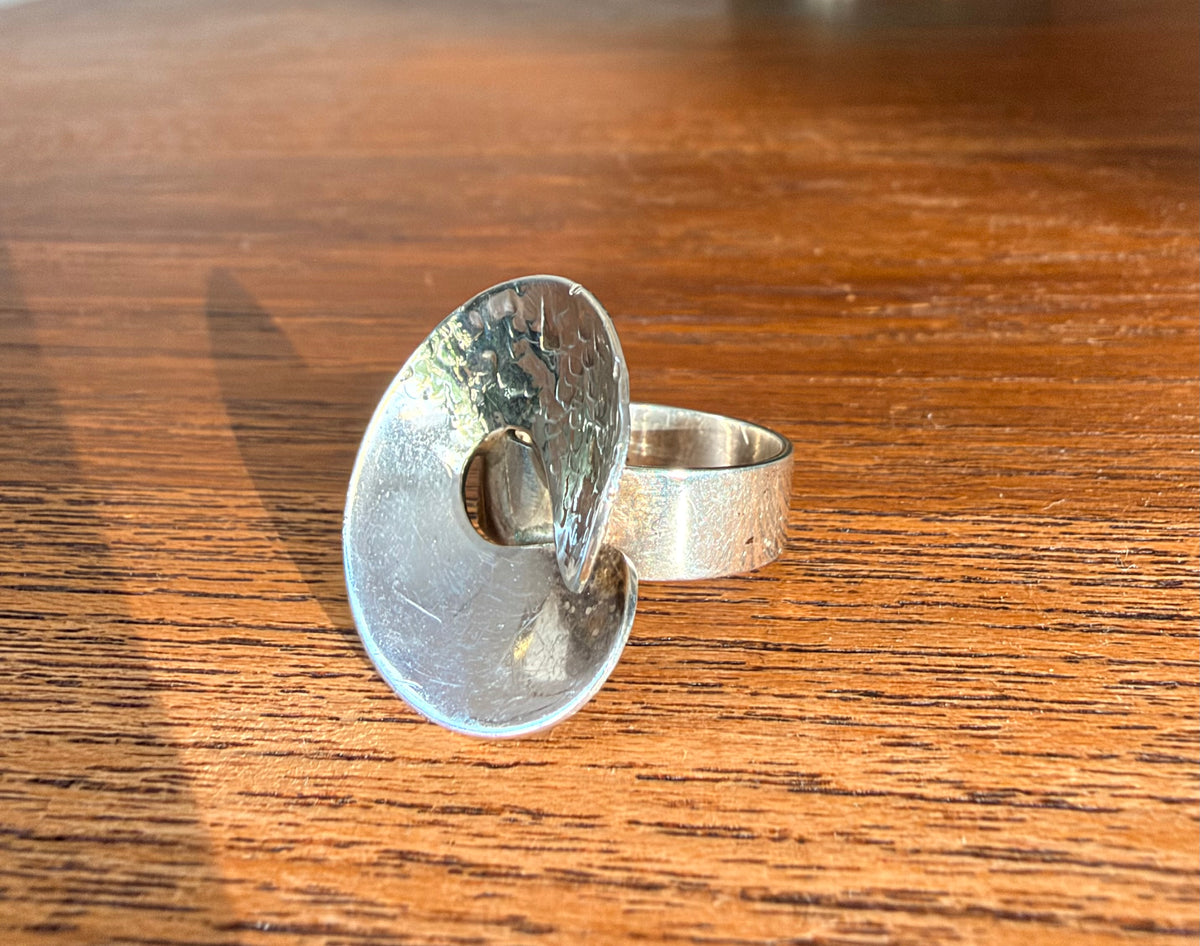 Modernistisk silverring - Claes Liljeroth, Malmö 1975