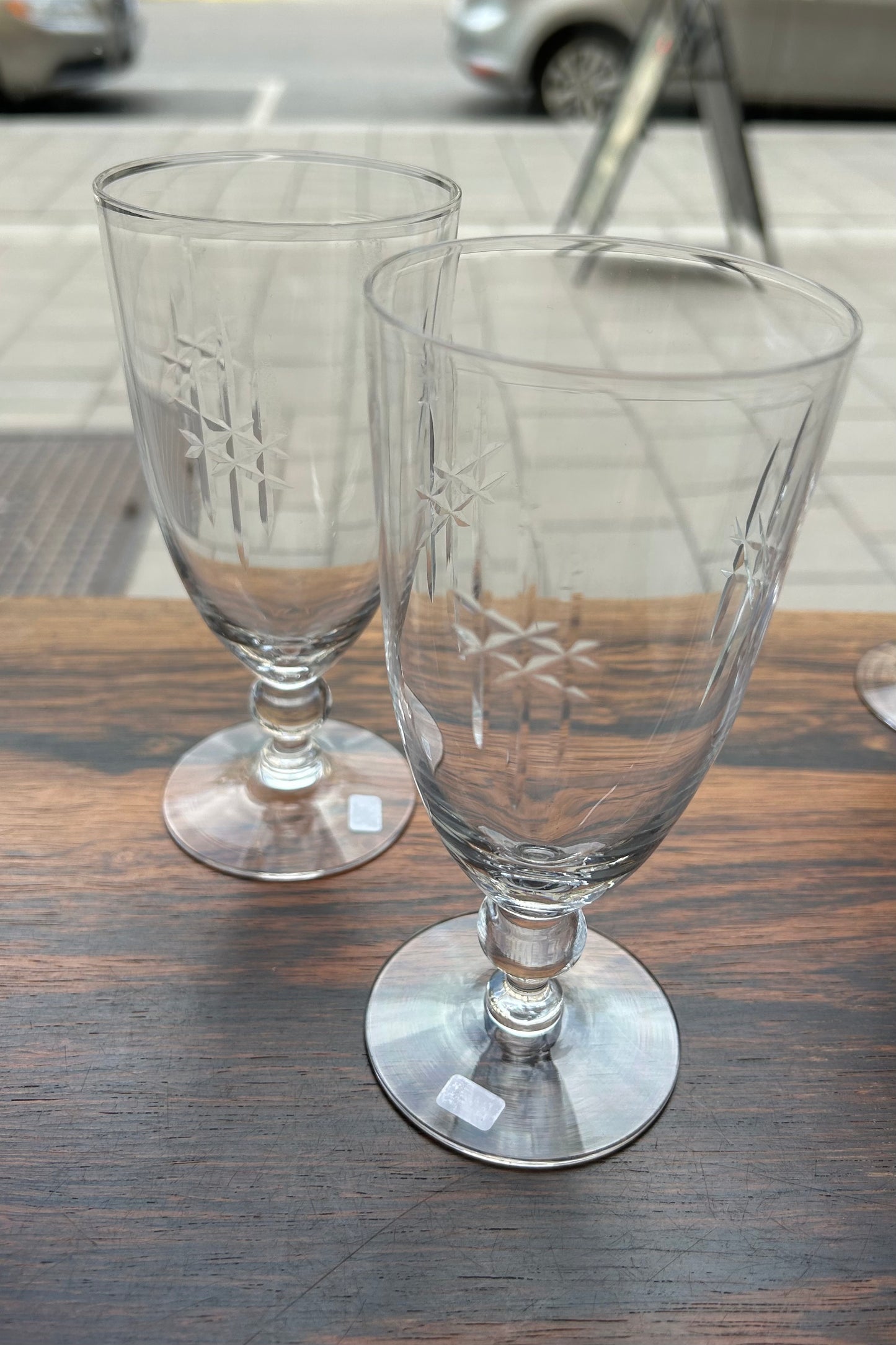 Vinglas Ölglas med dekor av stjärnor