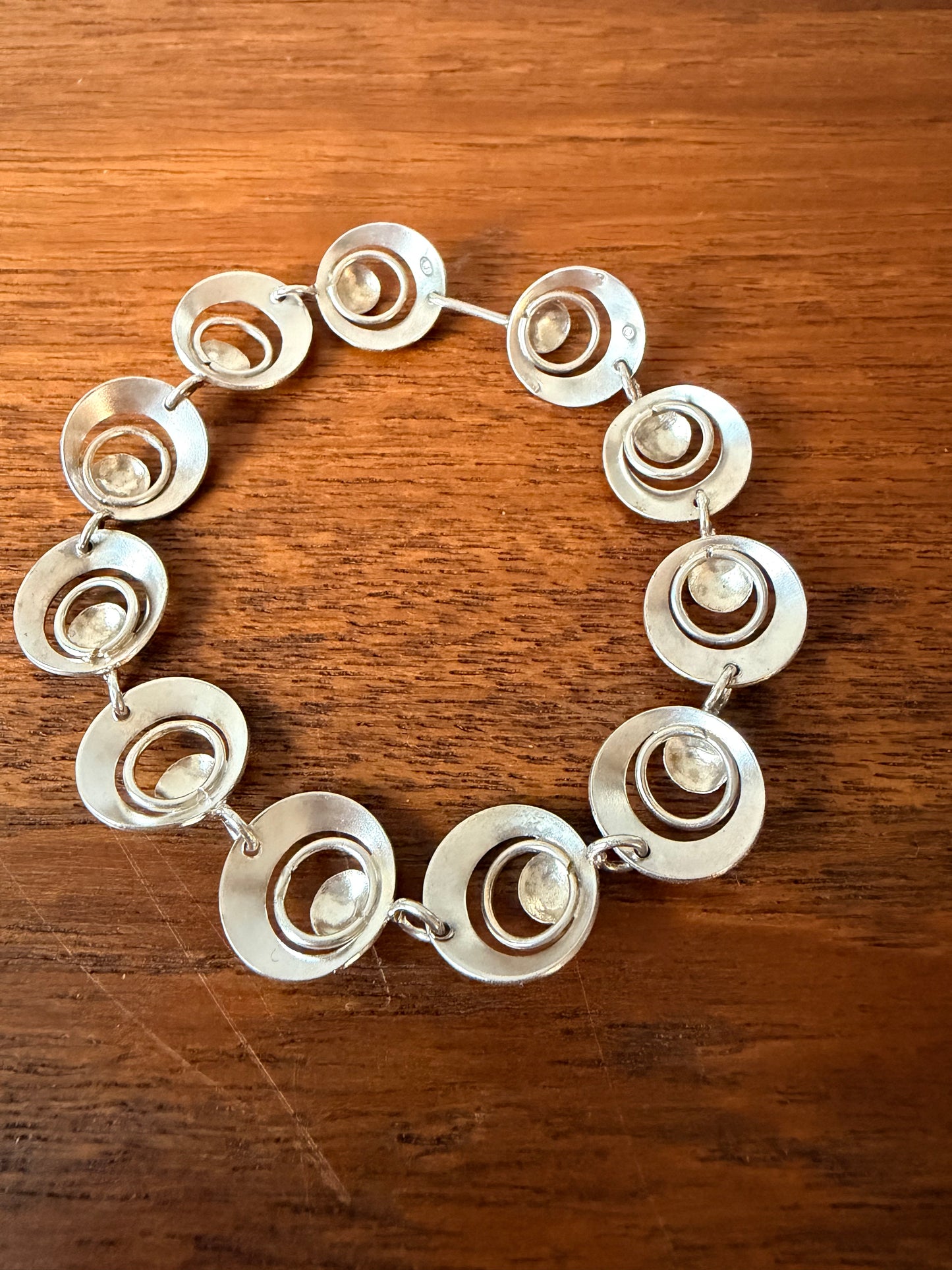 silverarmband geometriskt mönster - Polen