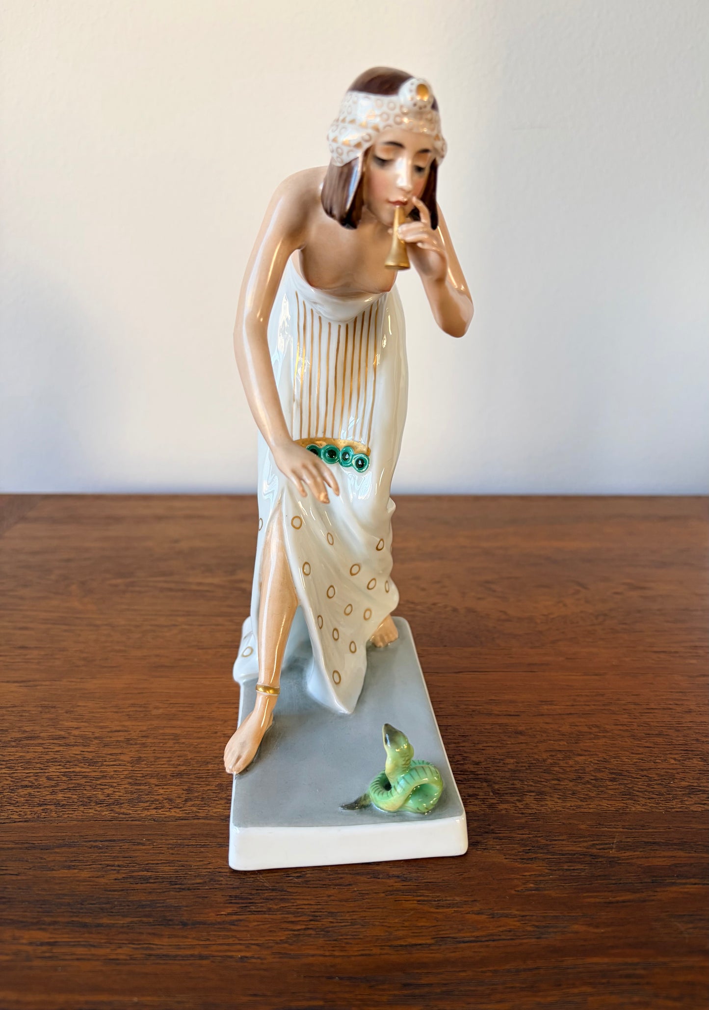 Ormtjuserska, figurin - Rosenthal Berthold Boess
