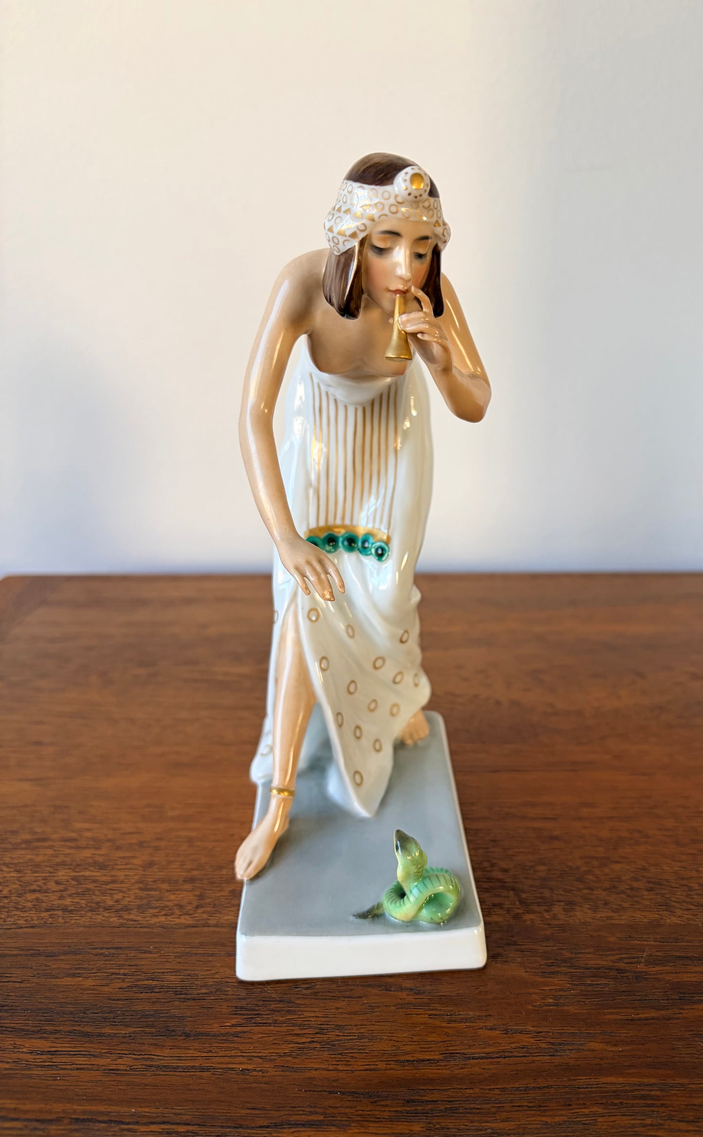 Ormtjuserska, figurin - Rosenthal Berthold Boess