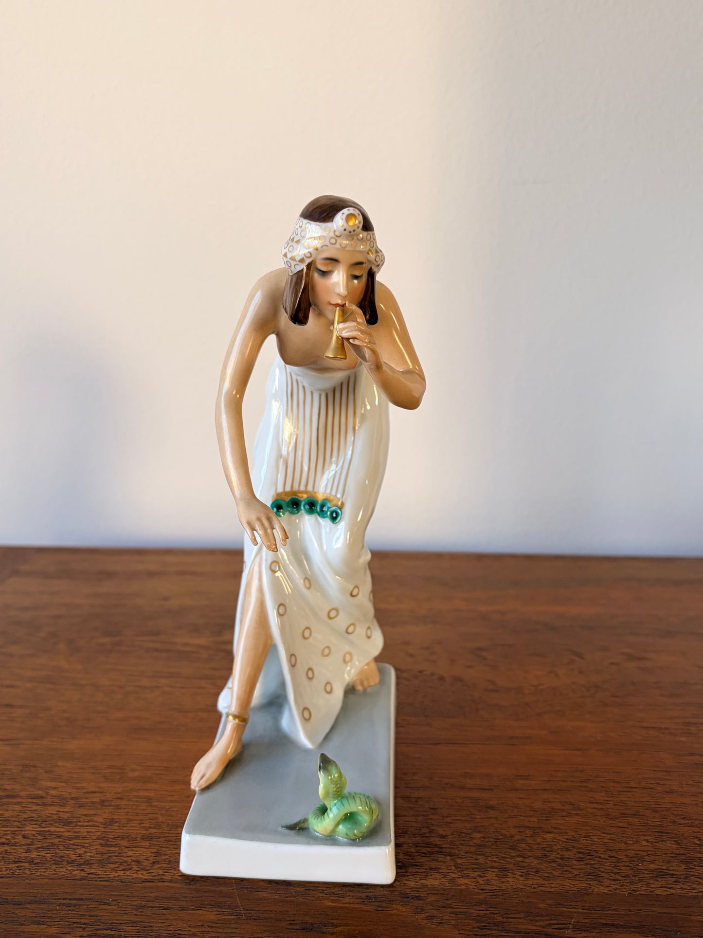 Ormtjuserska, figurin - Rosenthal Berthold Boess