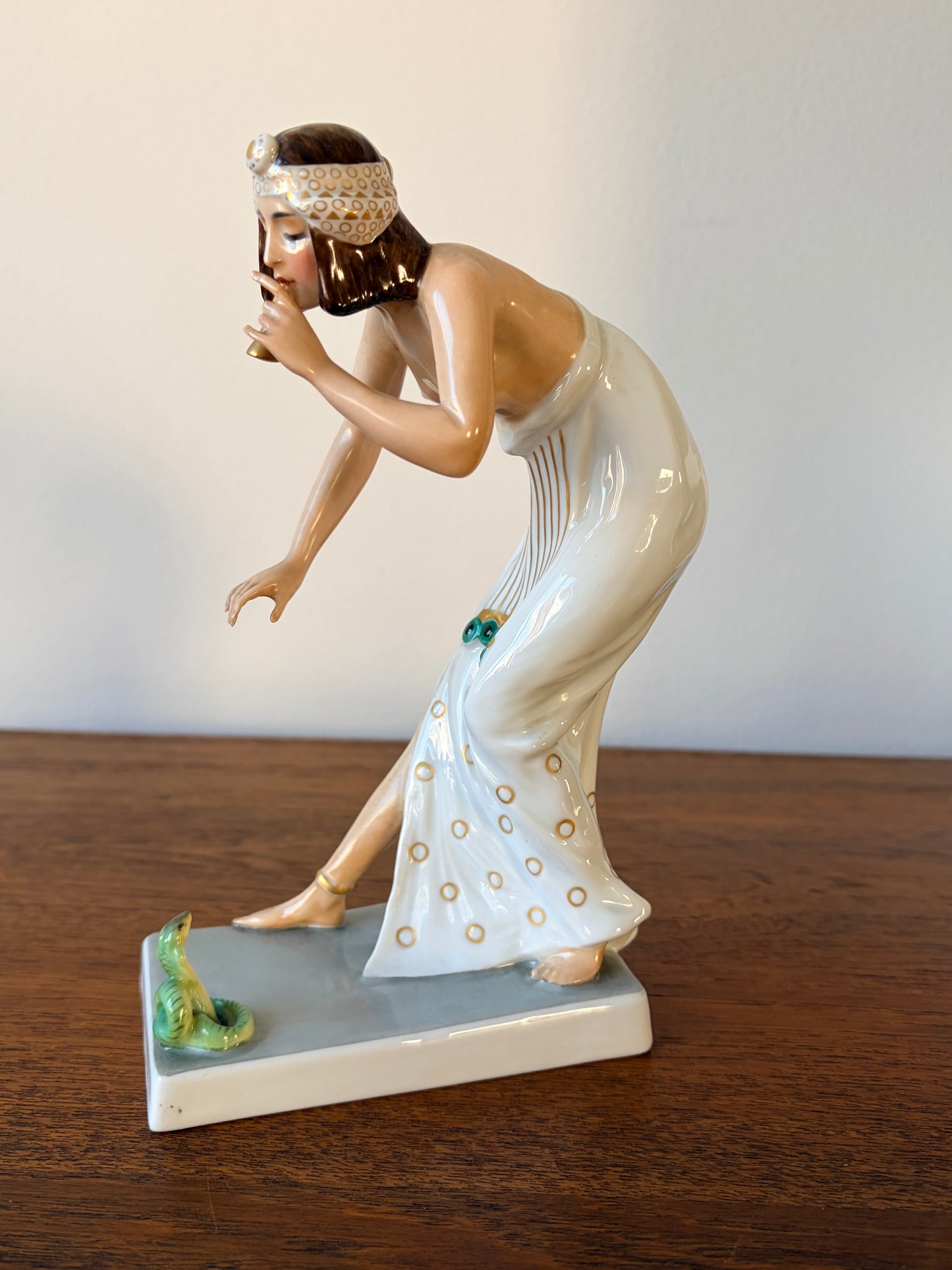 Ormtjuserska, figurin - Rosenthal Berthold Boess