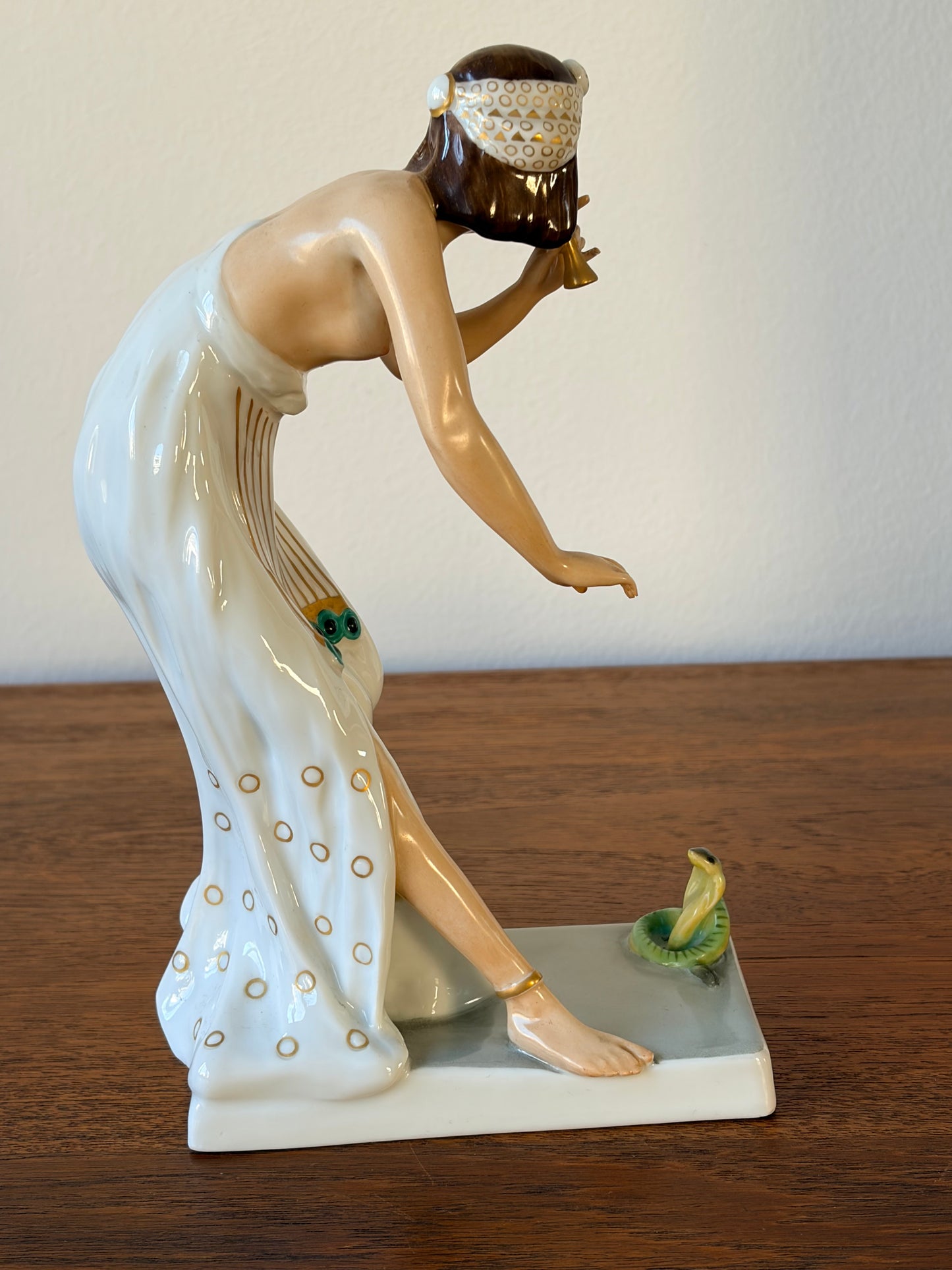 Ormtjuserska, figurin - Rosenthal Berthold Boess