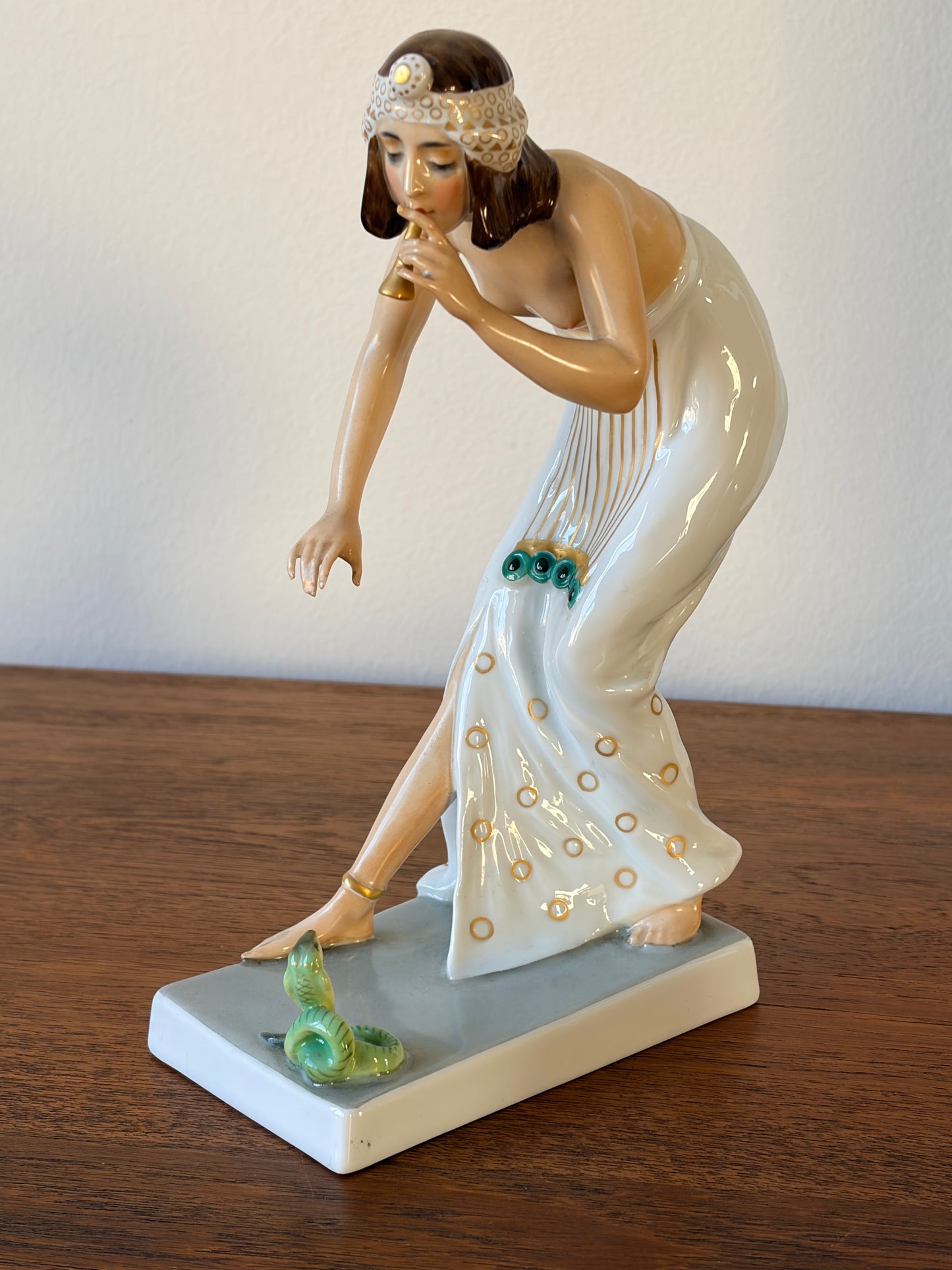 Ormtjuserska, figurin - Rosenthal Berthold Boess