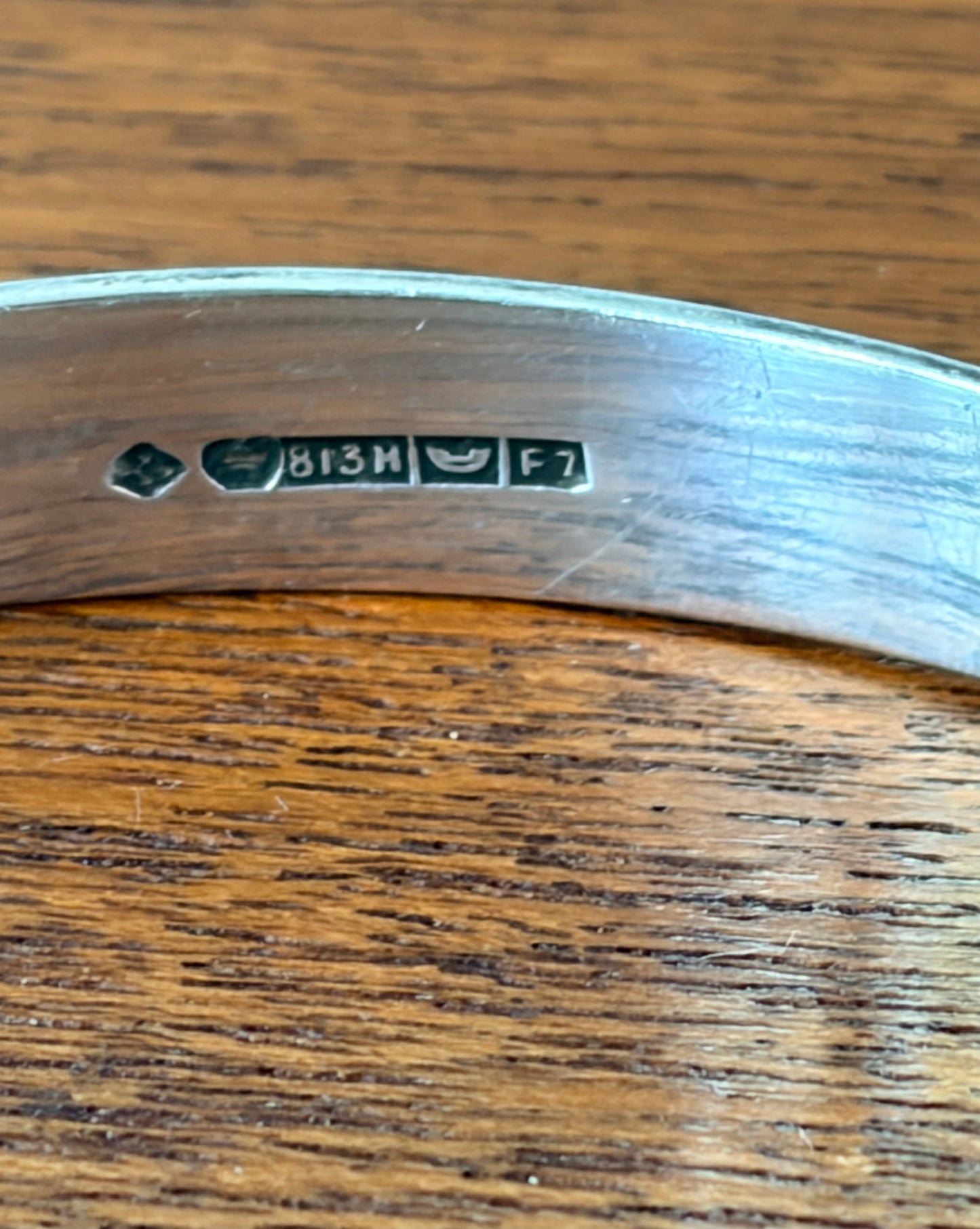 Armring i silver med ametist - Erik Granit Finland